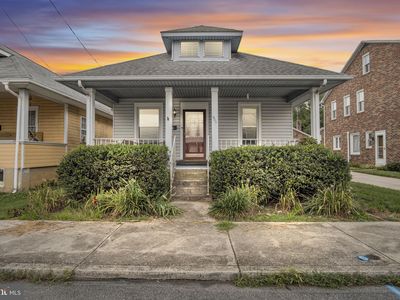 906 N West St, Carlisle, PA, 17013