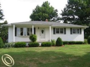 5322 Fay Rd, Carleton, MI 48117