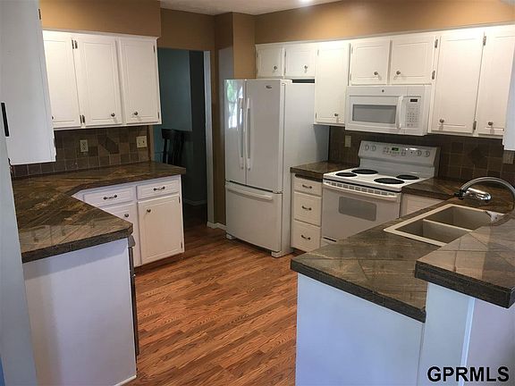 4th image of 4966 Glenmorrie Cir