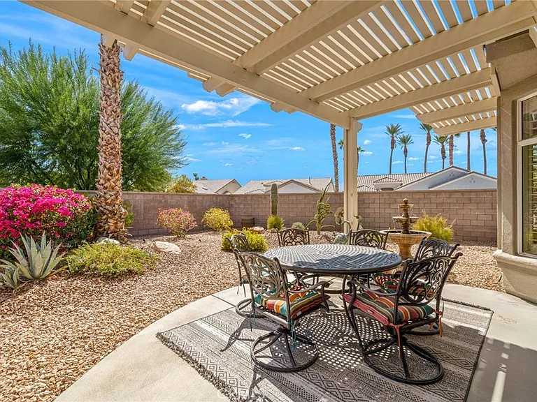 35241 Rosemont Dr — Photo 35