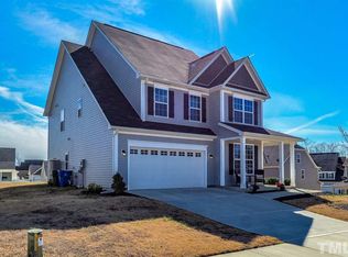 929 Sequoia Ridge Dr, Fuquay Varina, NC 27526