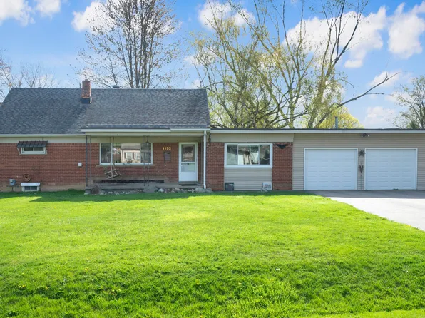 1152 Hira St, Waterford, MI 48328