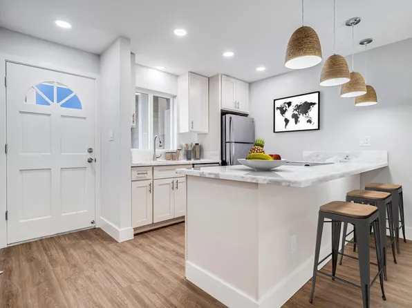 91 Kopi Ln #1103, Wailuku, HI 96793