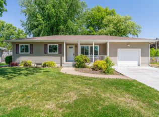 611 W 6th St, Wilton, IA 52778