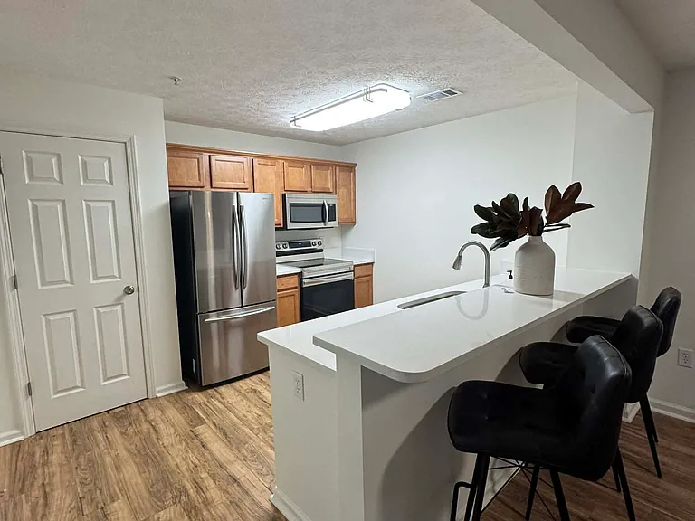 340 N Donahue Dr #A103 — Photo 13