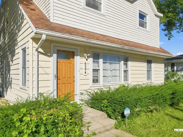 6294 Woodward Ave, Downers Grove, IL 60516