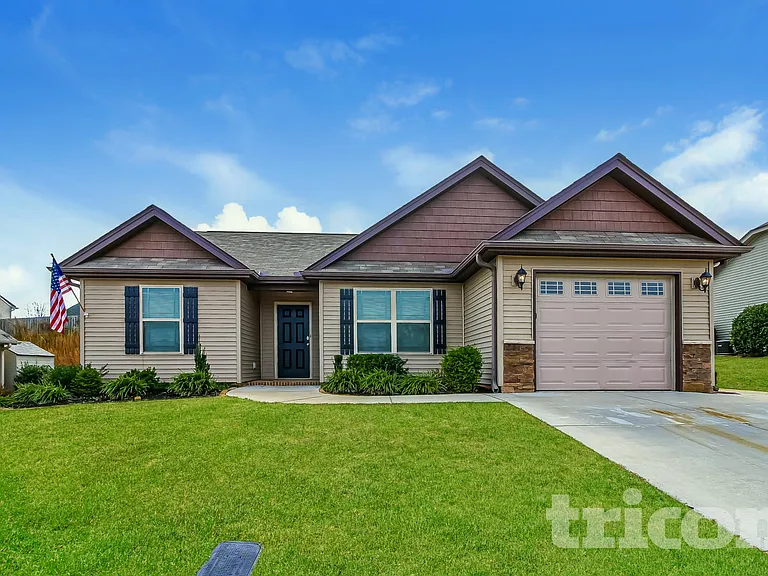 113 Mariner Ct — Photo 1