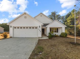 202 Scout Lane, Chinquapin, NC 28521