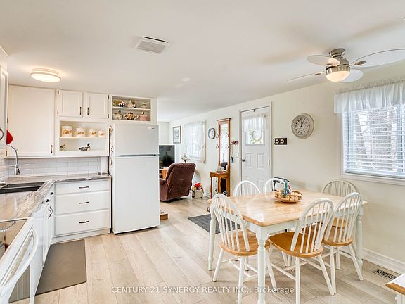 5th image of 204 Hillview Rd