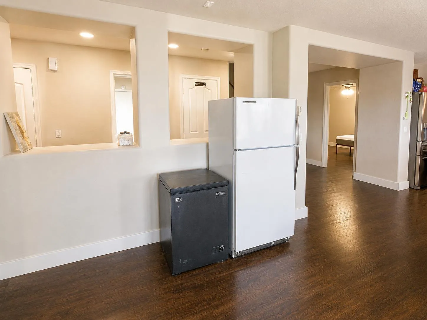 4 bed, 3.0 bath, 3740 sqft, $875 — Photo 3