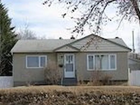 10009 97th Ave #1A, Fort Saskatchewan, AB T8L 1R3