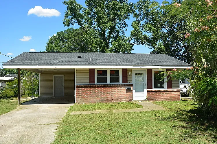 611 White St — Photo 1