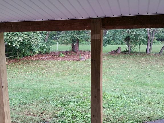 5th image of 48 Carey Ln
