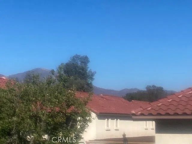 2 bed, 740 sqft, $3,250 — Photo 3