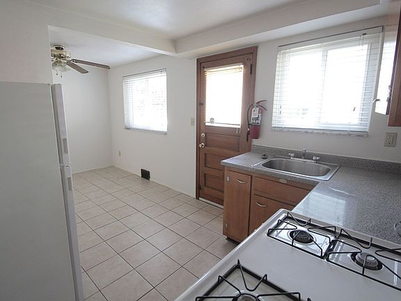 5th image of 408 South Ave #Townhouse B
