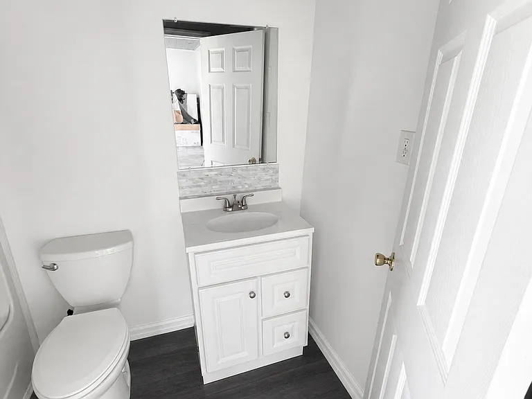 5870 Villa Ave — Photo 9