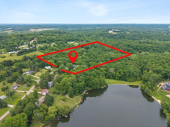 3rd image of 344 Dogwood Dr
