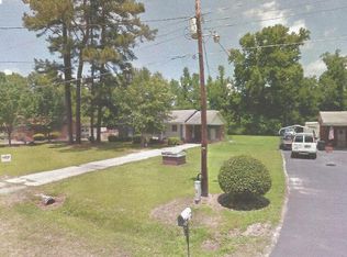 15521 Calhoun Rd, Laurinburg, NC 28352