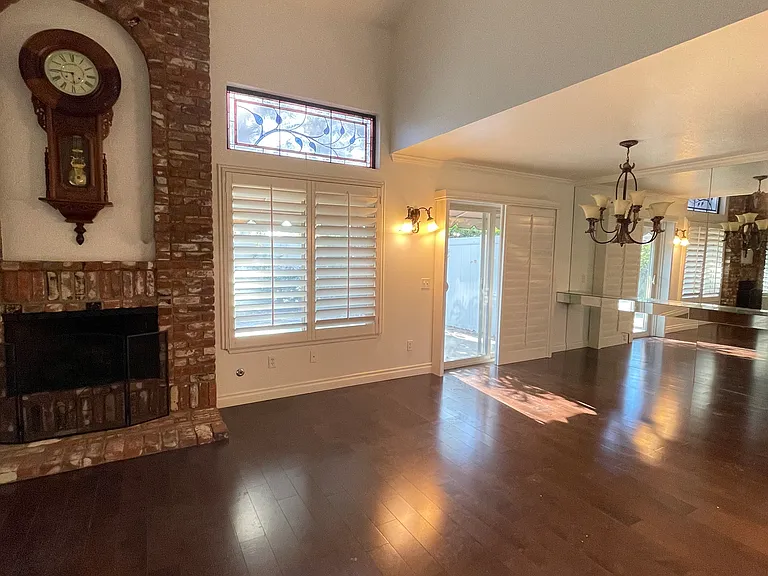 1643 Mankato Ct — Photo 9