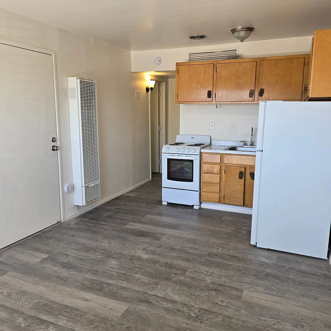 Building Photo - 116 N Ford St #2
