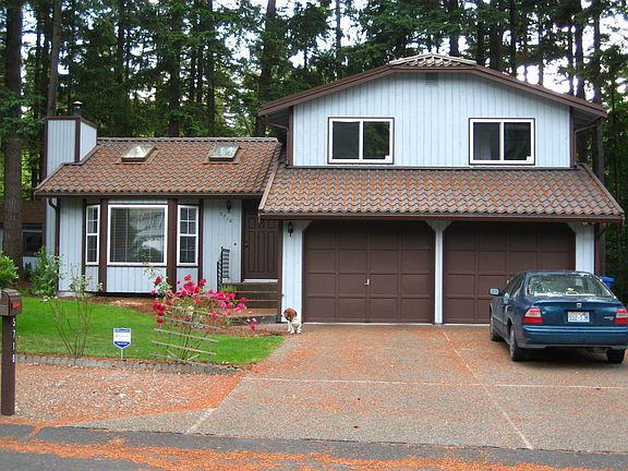 2nd image of 5718 41st Ave E