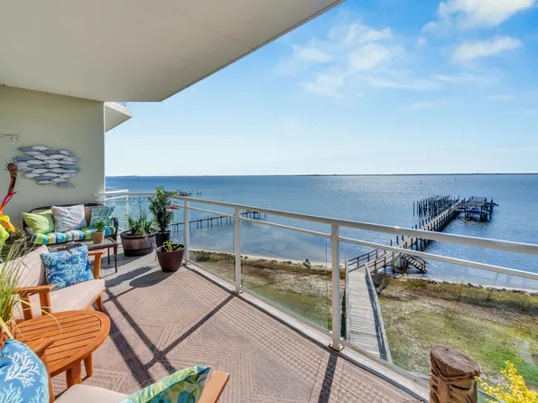 8747 Navarre Pkwy Unit 404, Navarre, FL 32566