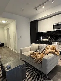 285 Dufferin St #604 — Photo 11