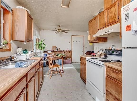 2nd image of 2605 Clydesdale Dr