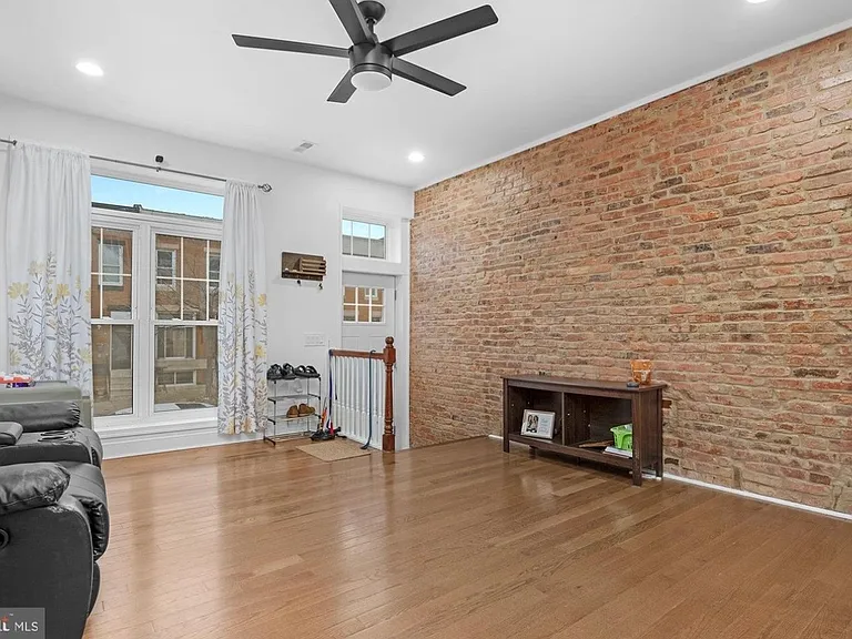 2227 Cecil Ave — Photo 2