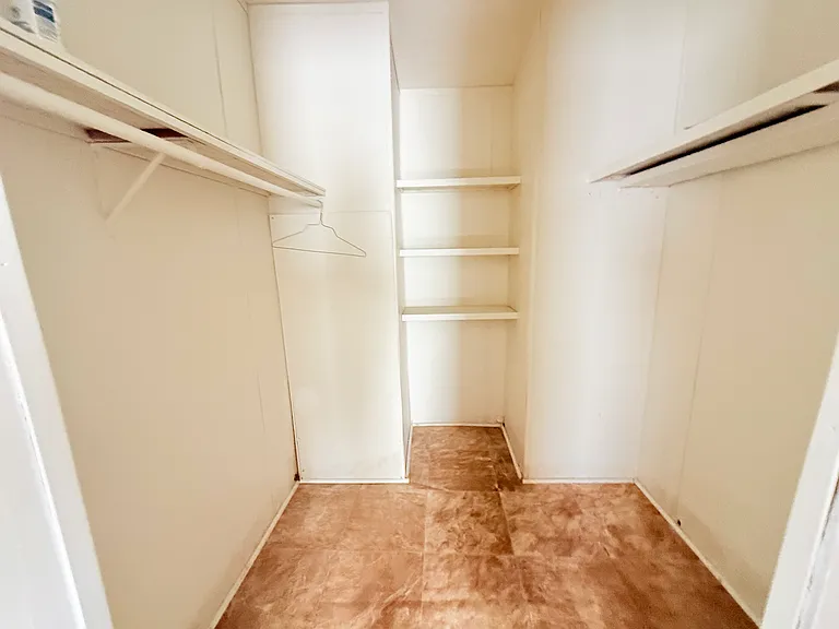 6021 Double R Cir — Photo 7