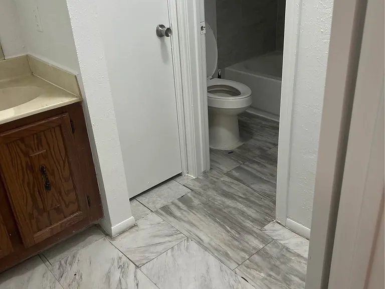 2103 Place Rebecca Ln #D5 — Photo 9
