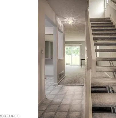 1010 Meadow Run — Photo 6