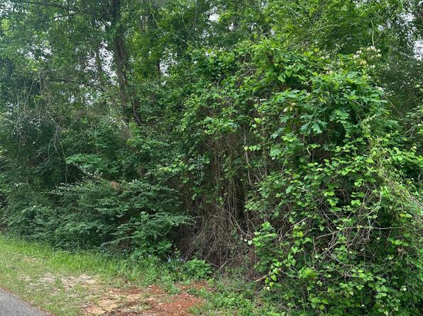 14 Shawnee Ln, Hattiesburg, MS 39402