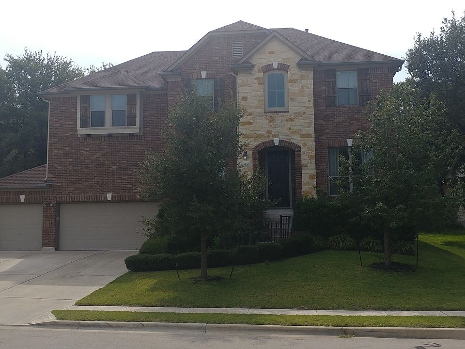 1st image of 700 Rosemount Dr