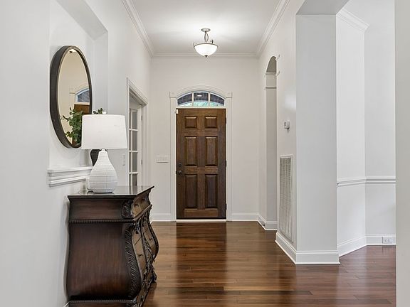 5th image of 1326 Cottingham Dr