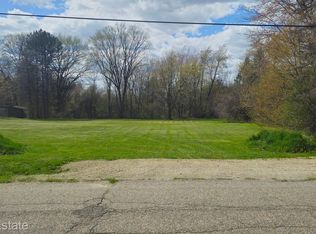 8440 Rondale Dr, Grand Blanc, MI 48439