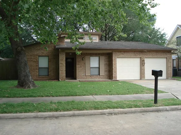 15 Murex St, Bay City, TX 77414