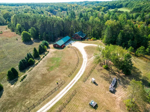 2858 E One Mile Rd, White Cloud, MI 49349