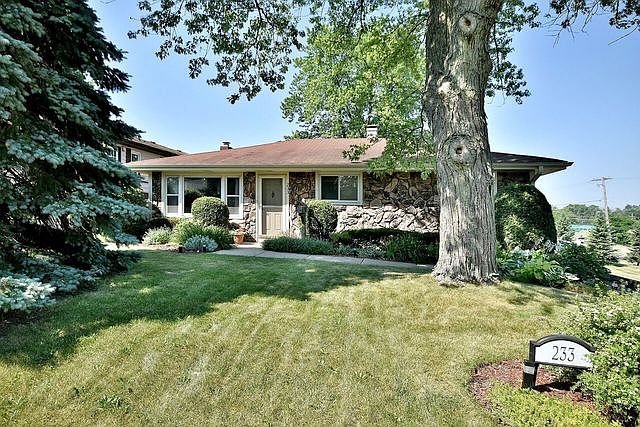 1st image of 233 Meadow Ln