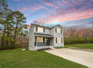 716 Pinehaven St, Laurens, SC 29360