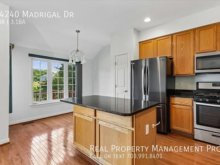 14240 Madrigal Dr — Photo 7