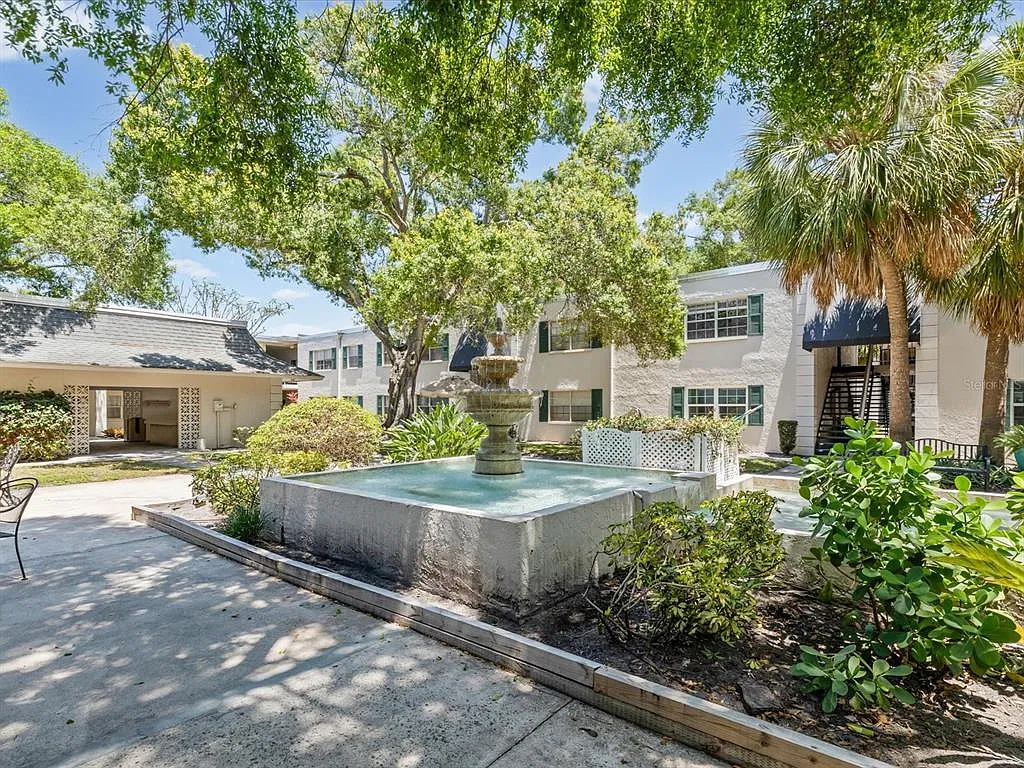 1 bed, 1.0 bath, 760 sqft, $1,800 — Photo 1