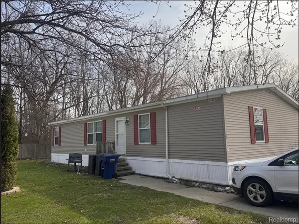 165 S Opdyke Rd, Auburn Hills, MI 48326