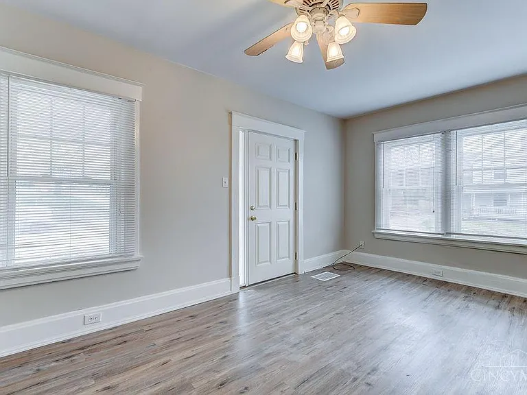 3167 Auten Ave — Photo 5
