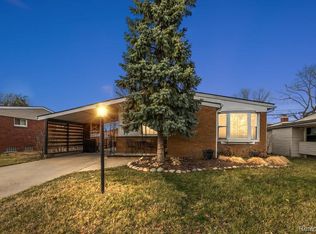 22613 Avalon St, Saint Clair Shores, MI 48080
