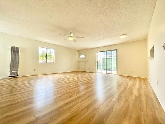 5th image of 2430 Cabrillo Ave #B