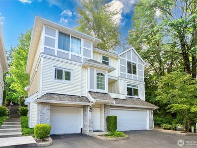 6707 SE Cougar Mountain Way #2, Bellevue, WA, 98006