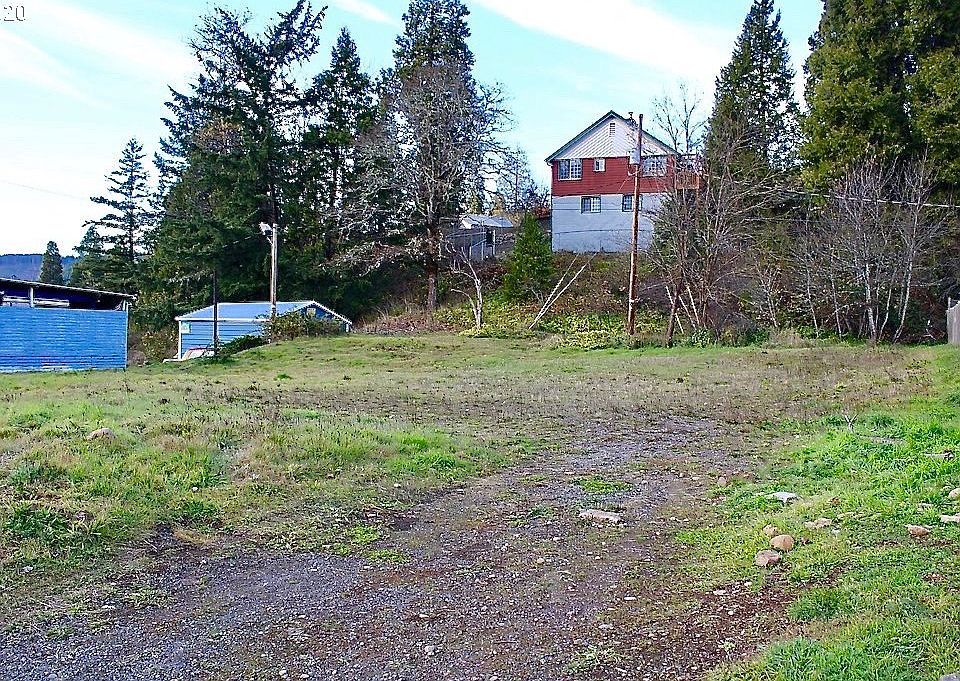 2nd image of Willamette Way