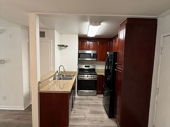 5th image of 5535 Canoga Ave APT 119