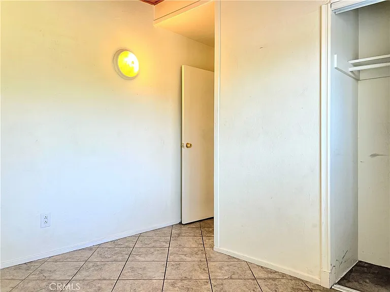 815 W Avenue H7 — Photo 32